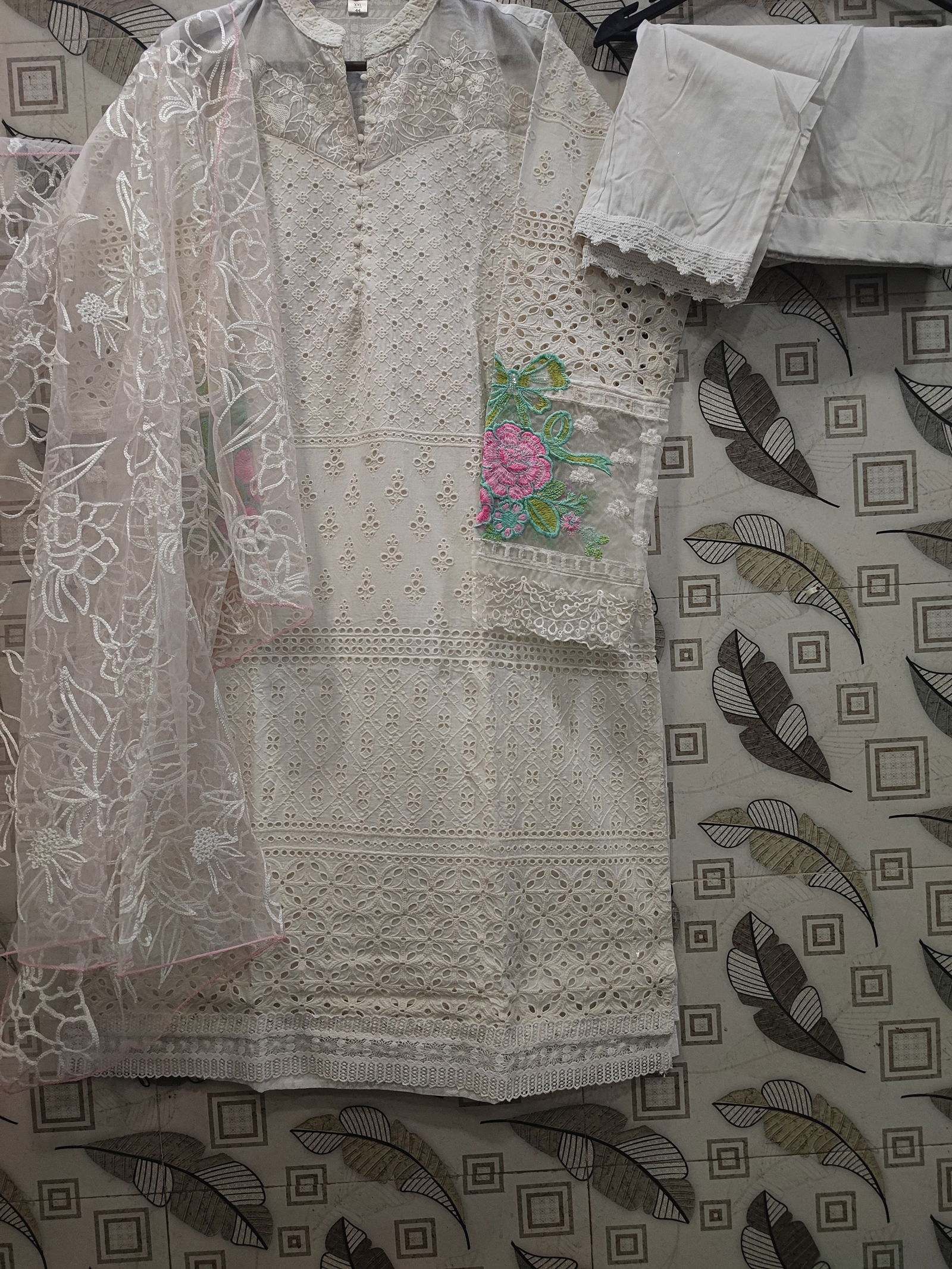 Hazzel 7773 A To D Cotton Chiken Embroidery Pakistani Suits Suppliers in India
